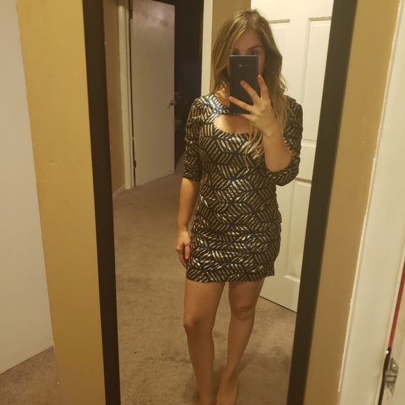 Sequence night out dress - Picture 2 of 3